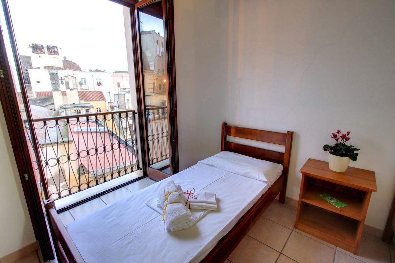 Hostel Marina Cagliari Buitenkant foto